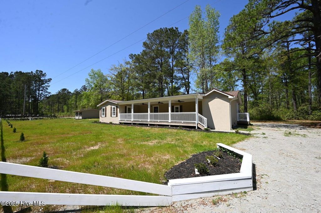 Photo of 3689 Wright Road, Tabor City, NC 28463 (MLS # 100556959)