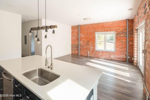 Tiny photo for 614 Peacock Lane #Apt 1, Wilmington, NC 28401 (MLS # 100549852)