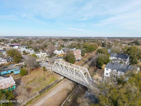 Tiny photo for 614 Peacock Lane #Apt 1, Wilmington, NC 28401 (MLS # 100549852)