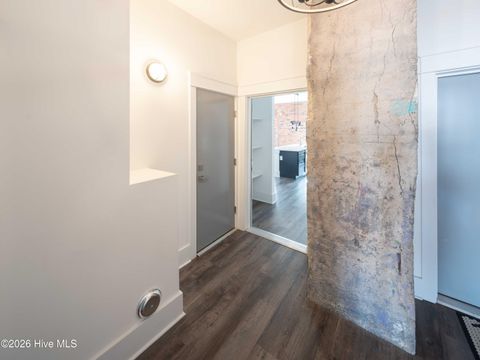 Tiny photo for 614 Peacock Lane #Apt 1, Wilmington, NC 28401 (MLS # 100549852)