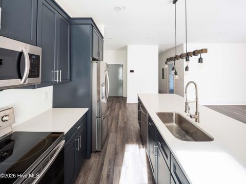 Tiny photo for 614 Peacock Lane #Apt 1, Wilmington, NC 28401 (MLS # 100549852)