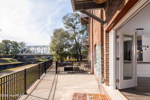 Tiny photo for 614 Peacock Lane #Apt 1, Wilmington, NC 28401 (MLS # 100549852)