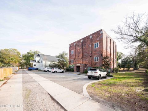 Tiny photo for 614 Peacock Lane #Apt 1, Wilmington, NC 28401 (MLS # 100549852)