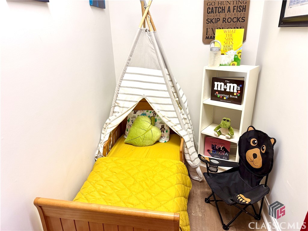 3515 Sugarloaf Parkway