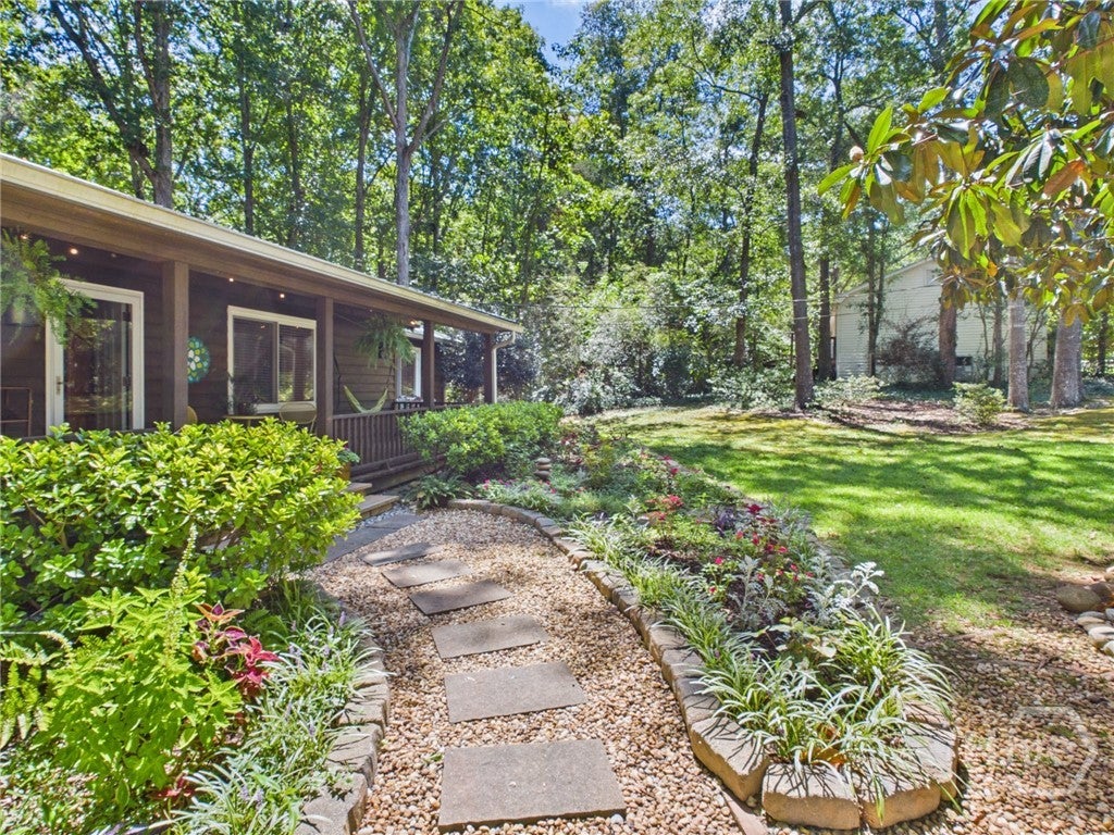 Photo of 104 Tanyard Trail, Watkinsville, GA 30677 (MLS # CL364477)