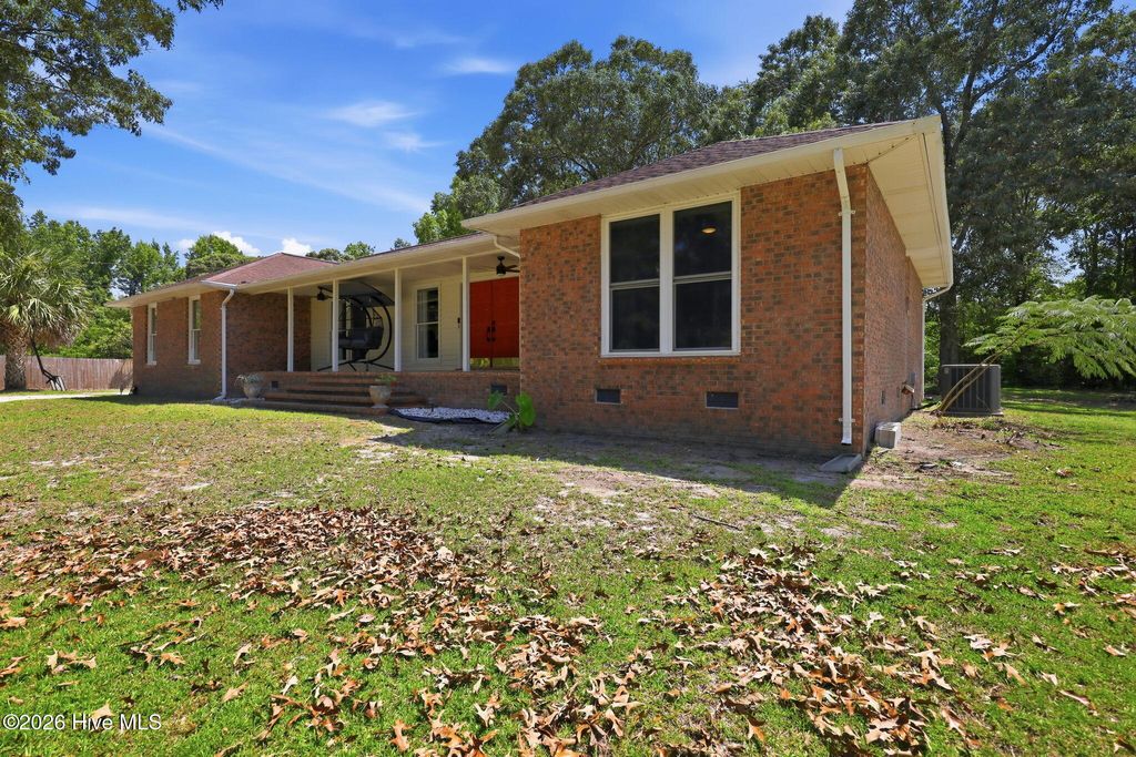 Photo of 778 Wetherington Landing Road, Stella, NC 28582 (MLS # 100586561)