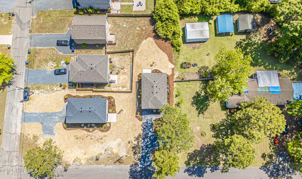 Photo of 535 S Henley Street, Southern Pines, NC 28387 (MLS # 100594947)