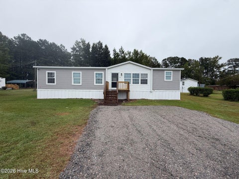 Mobile Home For Sale - 3189 Roy Beach Road<br/> Martin County, Oak City, NC 27857