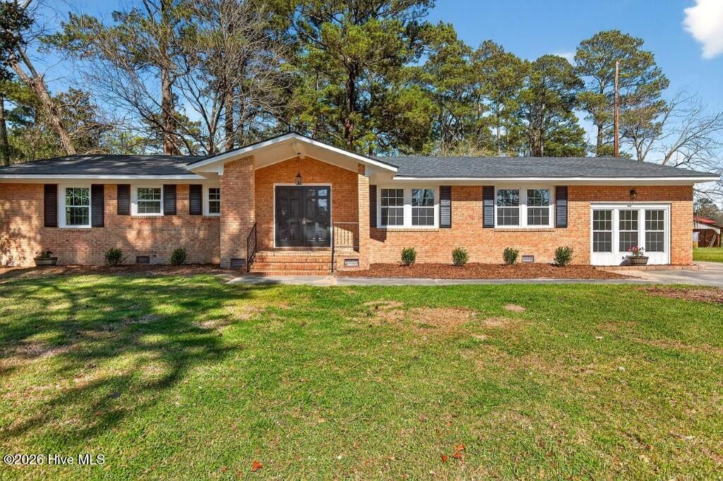 Photo of 3504 Taylor Street, New Bern, NC 28560 (MLS # 100561321)