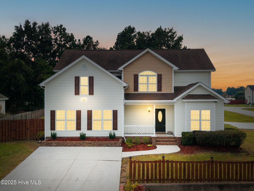 Photo of 100 Brookside Court, Jacksonville, NC 28546 (MLS # 100532081)