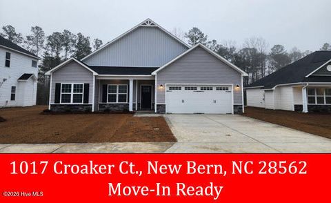 Homes For Sale - 1017 Croaker Court<br/> New Bern, NC 28562