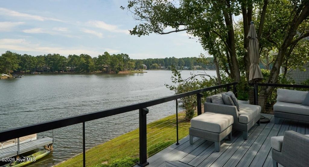 Photo of 4 Westlake Pointe Drive, Pinehurst, NC 28374 (MLS # 100563990)