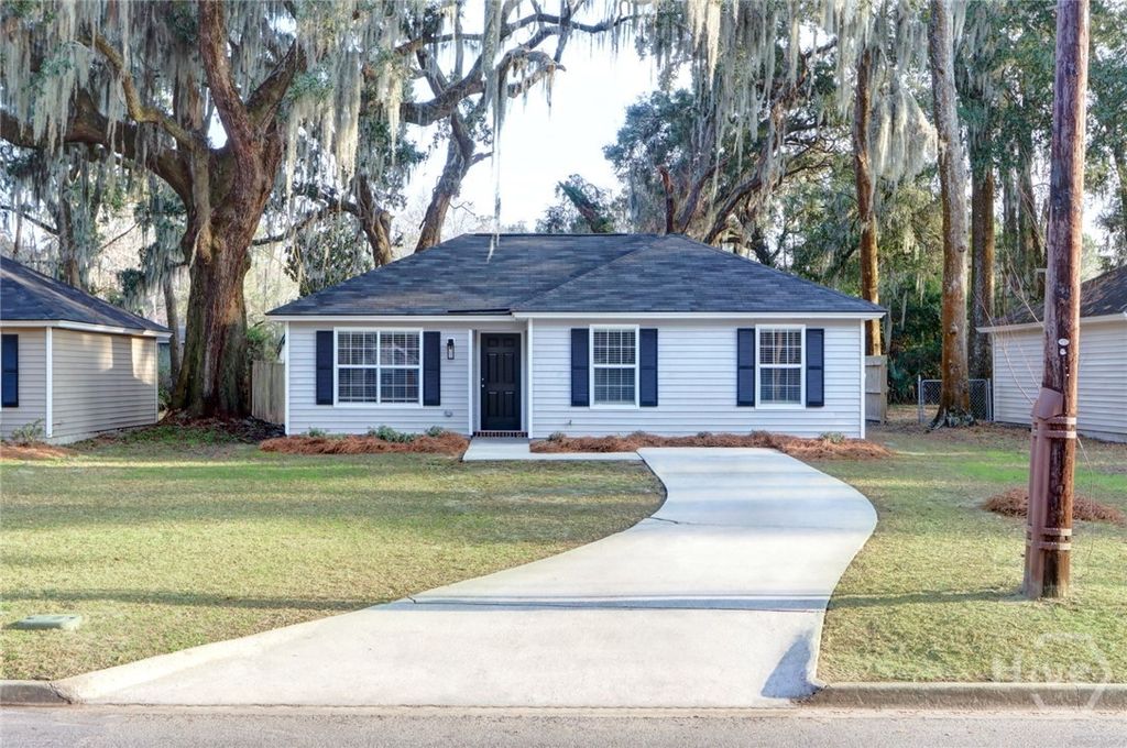 Photo of 20 Lansing Ave #B, Savannah, GA 31406 (MLS # SA346785)