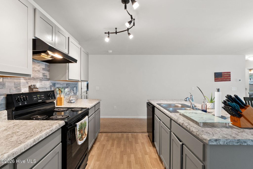 Photo of 1710 W Coronado Avenue SE, Bolivia, NC 28422 (MLS # 100560384)