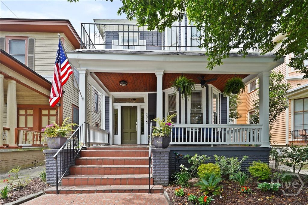 Photo of 303 W 39th Street, Savannah, GA 31405 (MLS # SA357294)