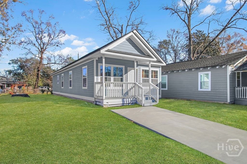 Photo of 2102 Paige Avenue, Savannah, GA (MLS # SA345921)