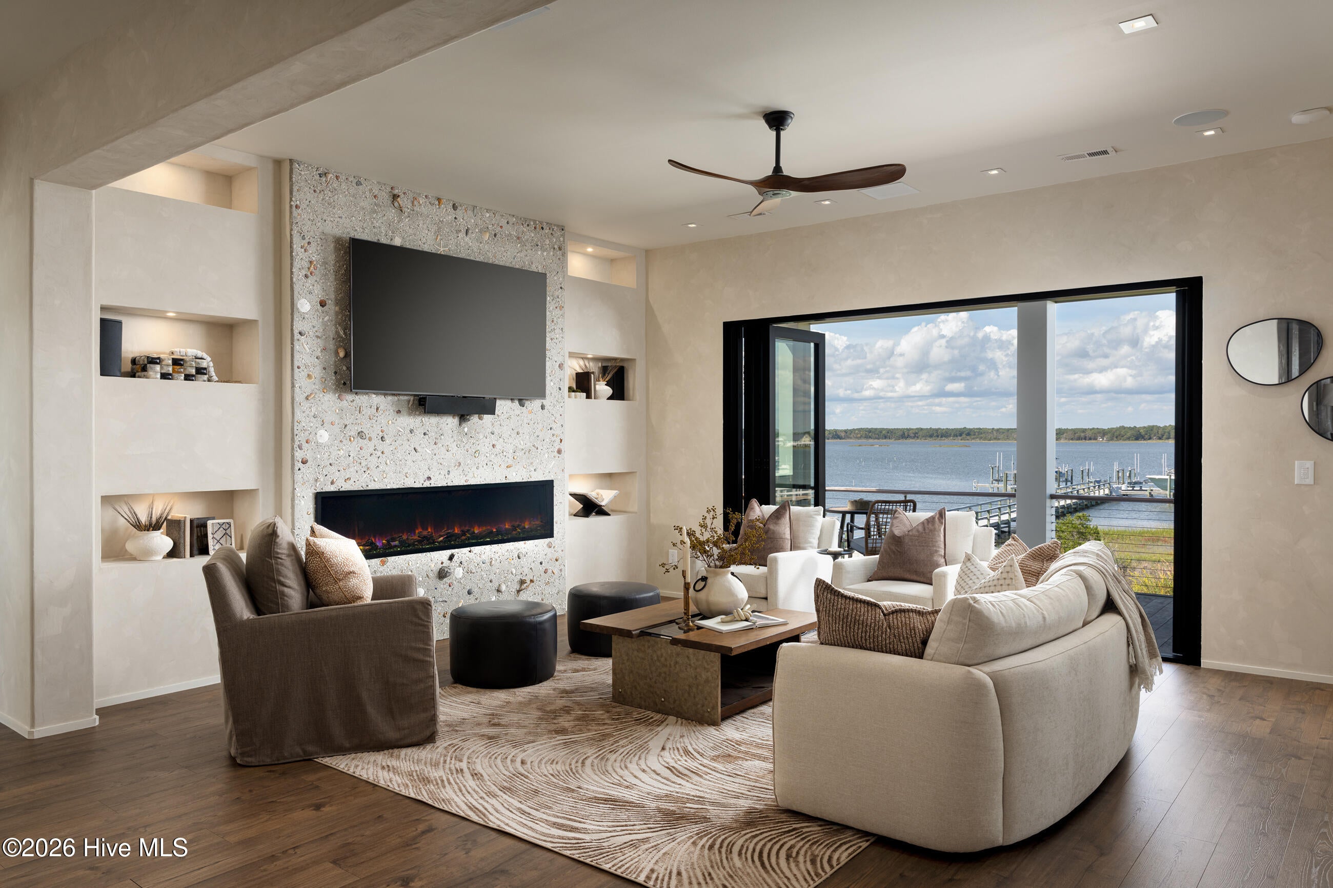 23 Sailview Drive