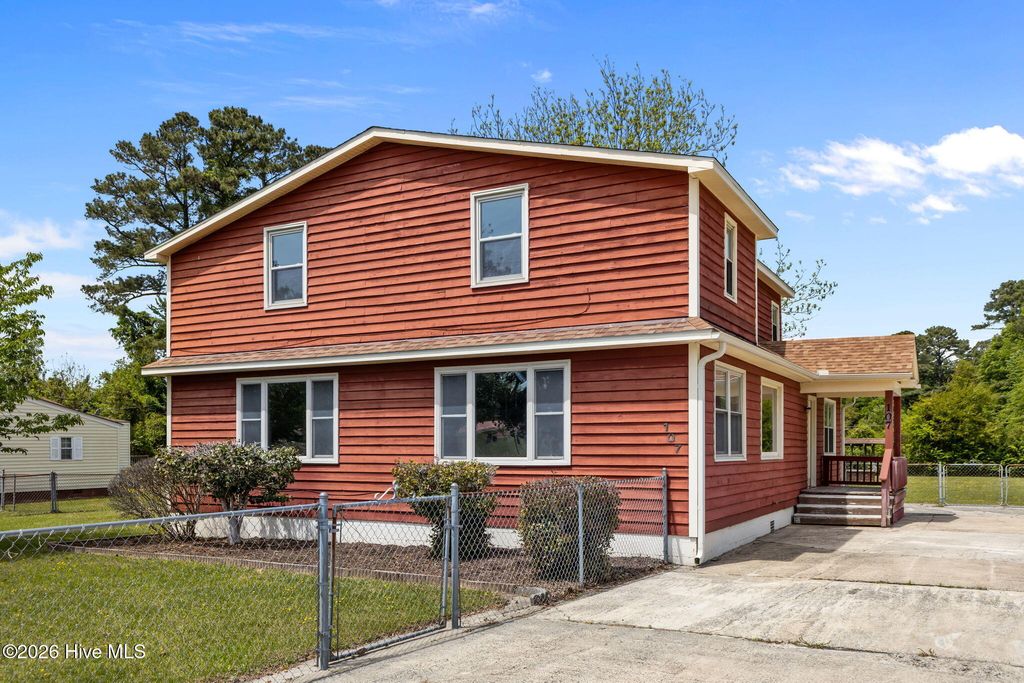 Photo of 107 Dogwood Street, Havelock, NC 28532 (MLS # 100566995)