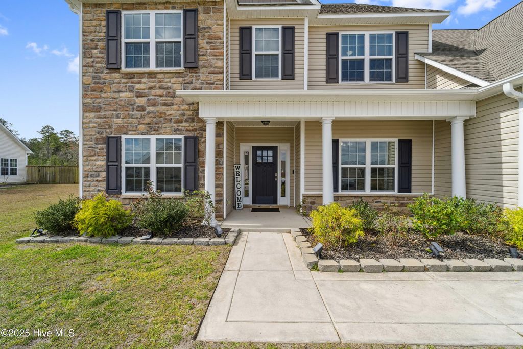 Photo of 313 March Sea Lane, Jacksonville, NC 28546 (MLS # 100526236)