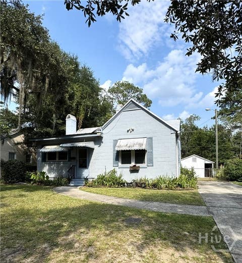 Homes For Sale - 104 Palm Avenue<br/> Savannah, GA 31404