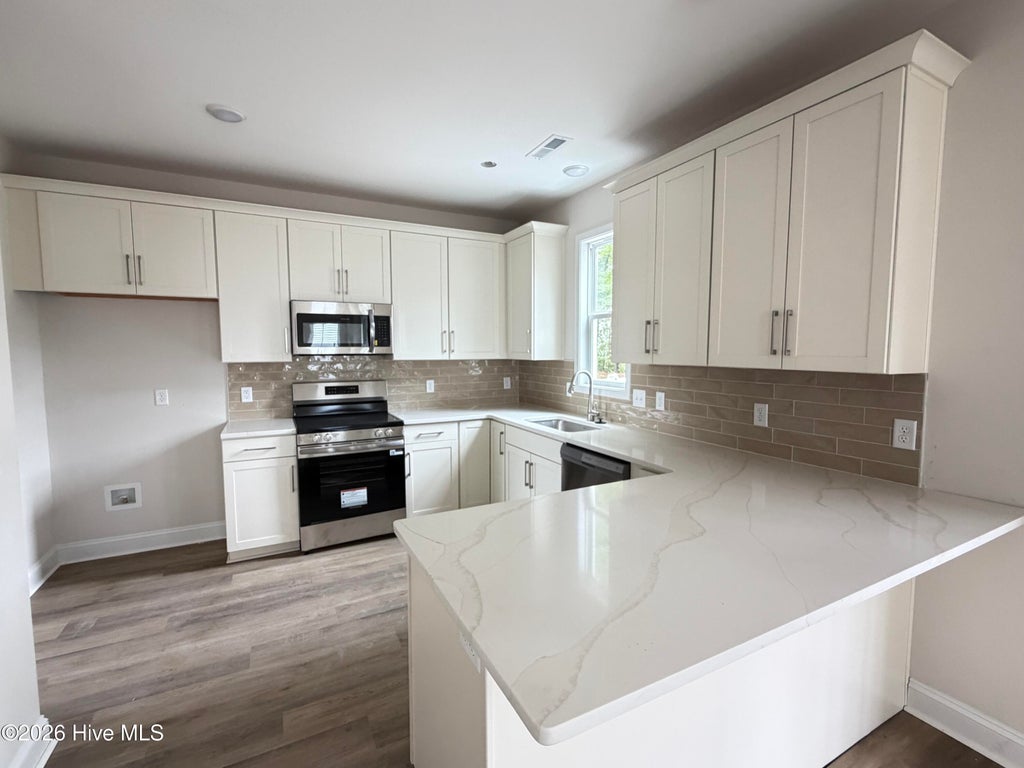 Photo of 1059 Lexington Avenue NE, Leland, NC 28451 (MLS # 100571915)