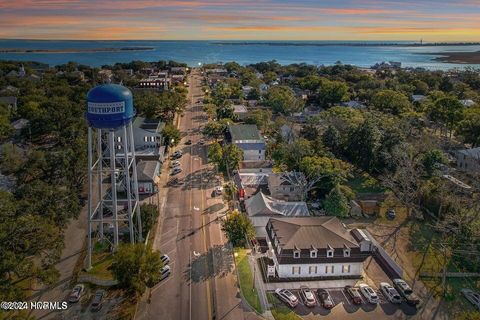 Tiny photo for 612 W Brown Street #Apt B, Southport, NC 28461 (MLS # 100545085)