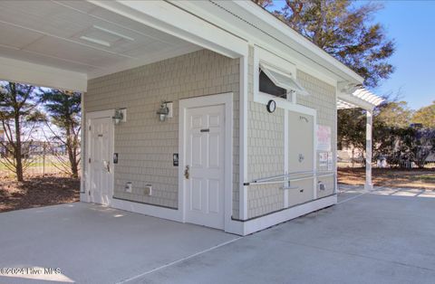 Tiny photo for 612 W Brown Street #Apt B, Southport, NC 28461 (MLS # 100545085)
