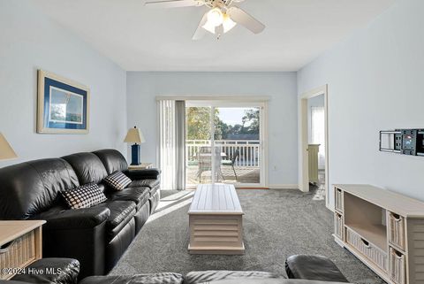 Tiny photo for 612 W Brown Street #Apt B, Southport, NC 28461 (MLS # 100545085)