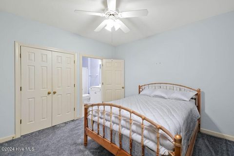 Tiny photo for 612 W Brown Street #Apt B, Southport, NC 28461 (MLS # 100545085)