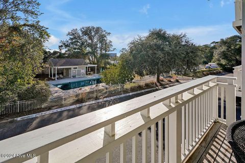 Tiny photo for 612 W Brown Street #Apt B, Southport, NC 28461 (MLS # 100545085)