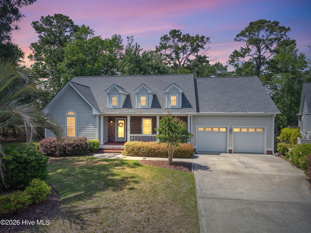 Photo of 429 Autumn Chase SE, Bolivia, NC 28422 (MLS # 100572567)