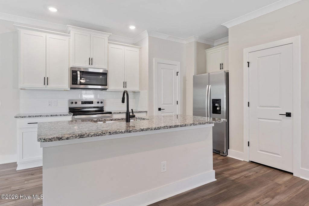 Photo of 141 Commons View Drive, Hampstead, NC 28443 (MLS # 100593468)
