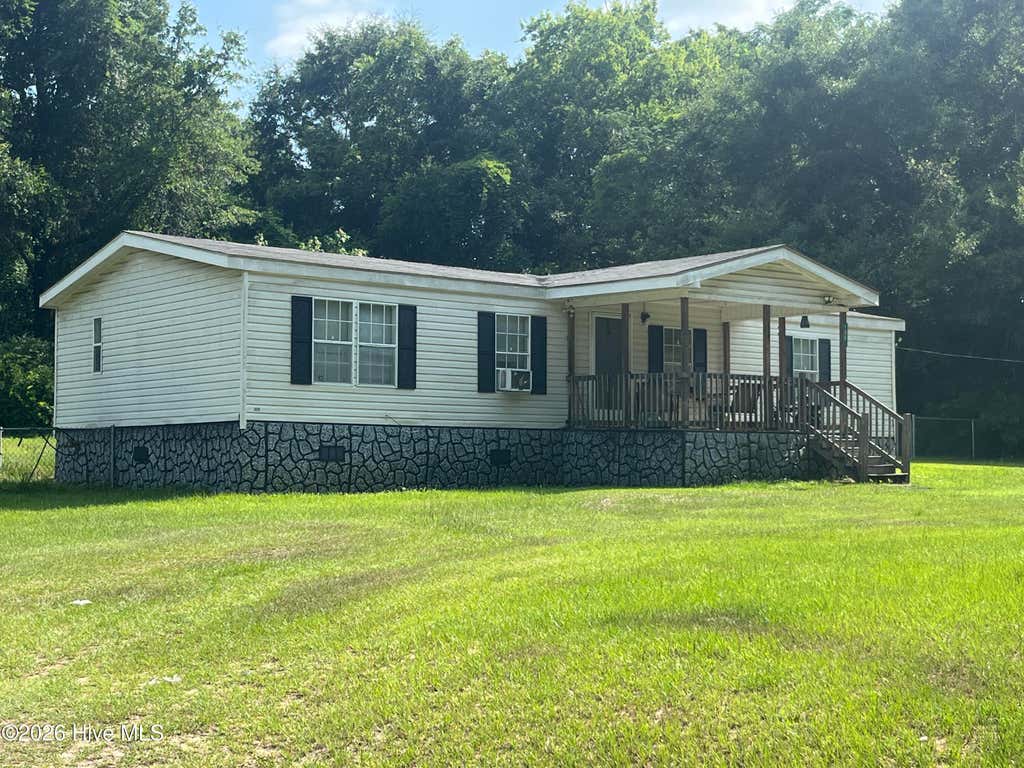 Photo of 126 Spring Road, Blenheim, SC 29516 (MLS # 100589378)