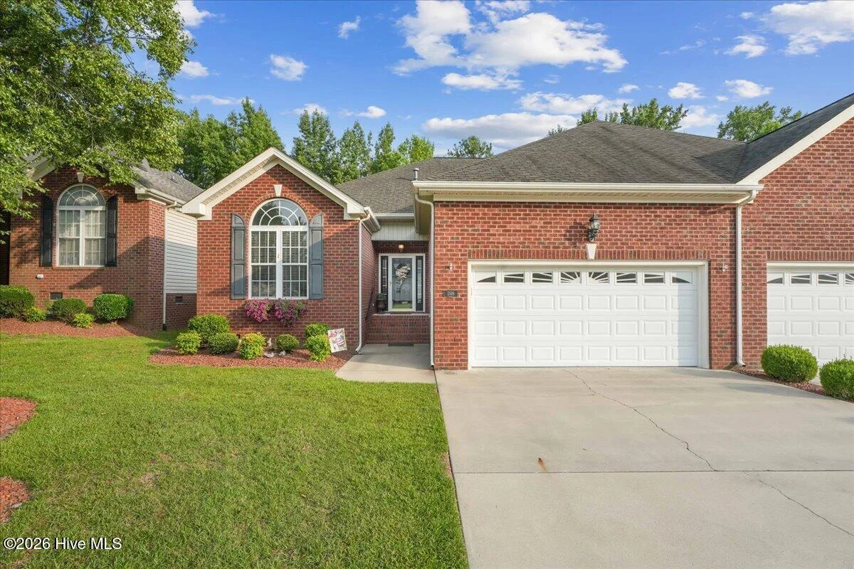 208 Commonsgate Drive