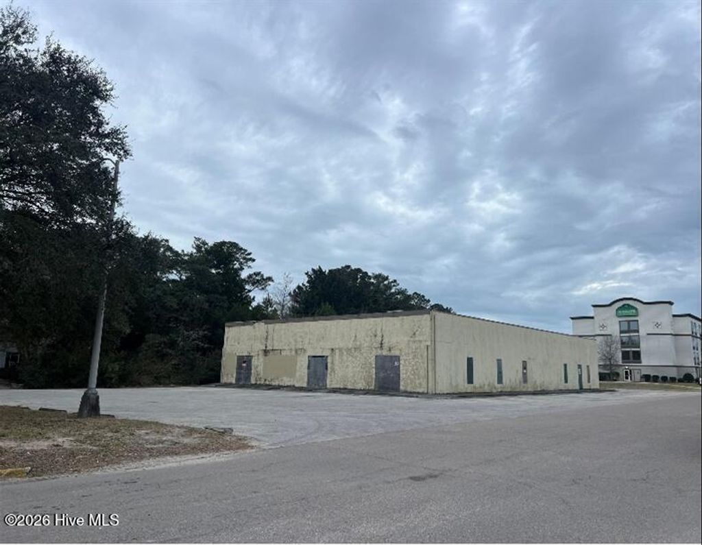 Photo of 1501 N Howe Street, Southport, NC 28461 (MLS # 100557115)