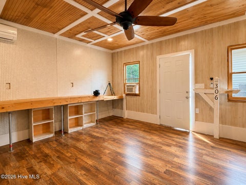 Tiny photo for 306 Lafayette Street, Wilmington, NC 28411 (MLS # 100592797)