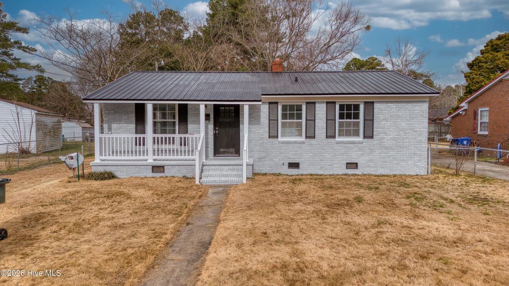 Photo of 402 Marcella Drive, Kinston, NC 28501 (MLS # 100548801)