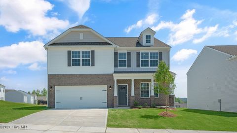 Photo of 518 Ashley Run, Sanford, NC 27330 (MLS # 100568490)