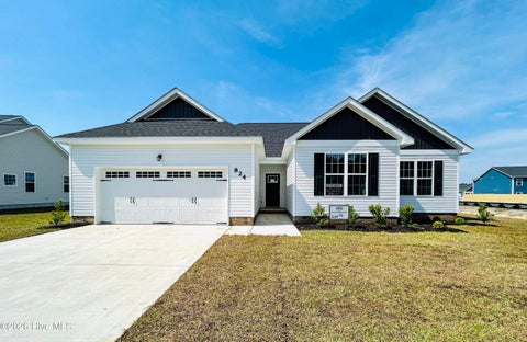 Homes For Sale - 824 Hidden Bridge Drive<br/> Onslow County, Jacksonville, NC 28546
