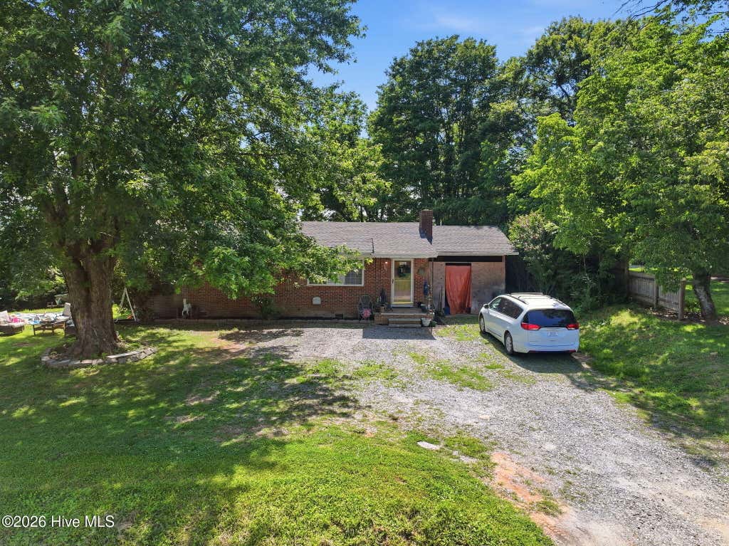Photo of 613 Robbinsville Road, Andrews, NC 28901 (MLS # 100583779)