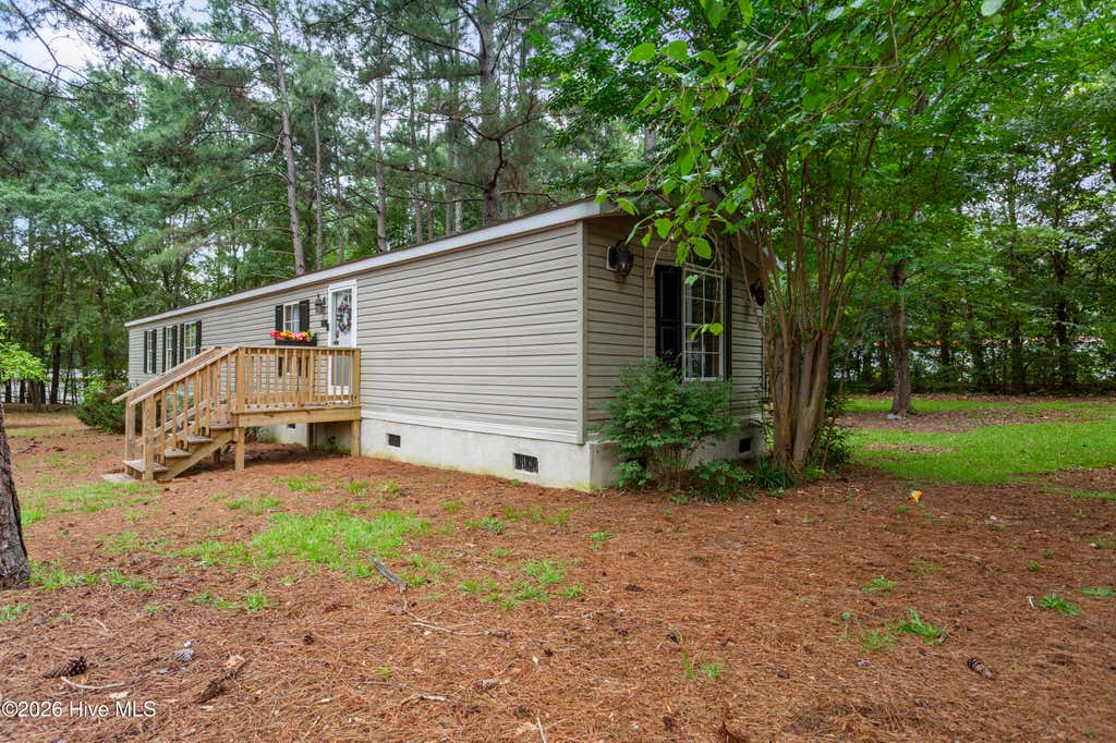 Photo of 111 Meadow Lane, Hoffman, NC 28347 (MLS # 100594949)