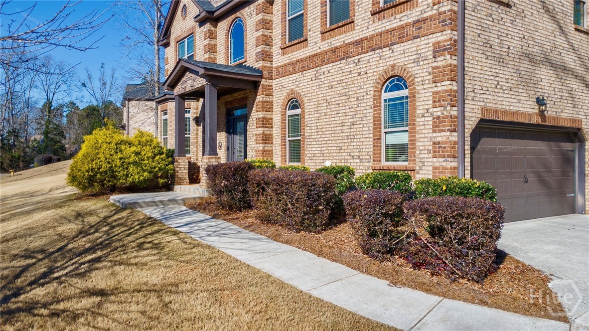 1140 Riverhill Drive