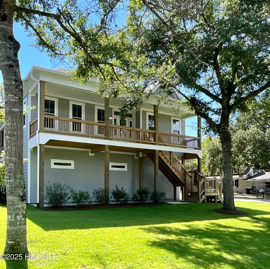 Photo of 2401 E Yacht Drive, Oak Island, NC 28465 (MLS # 100486370)