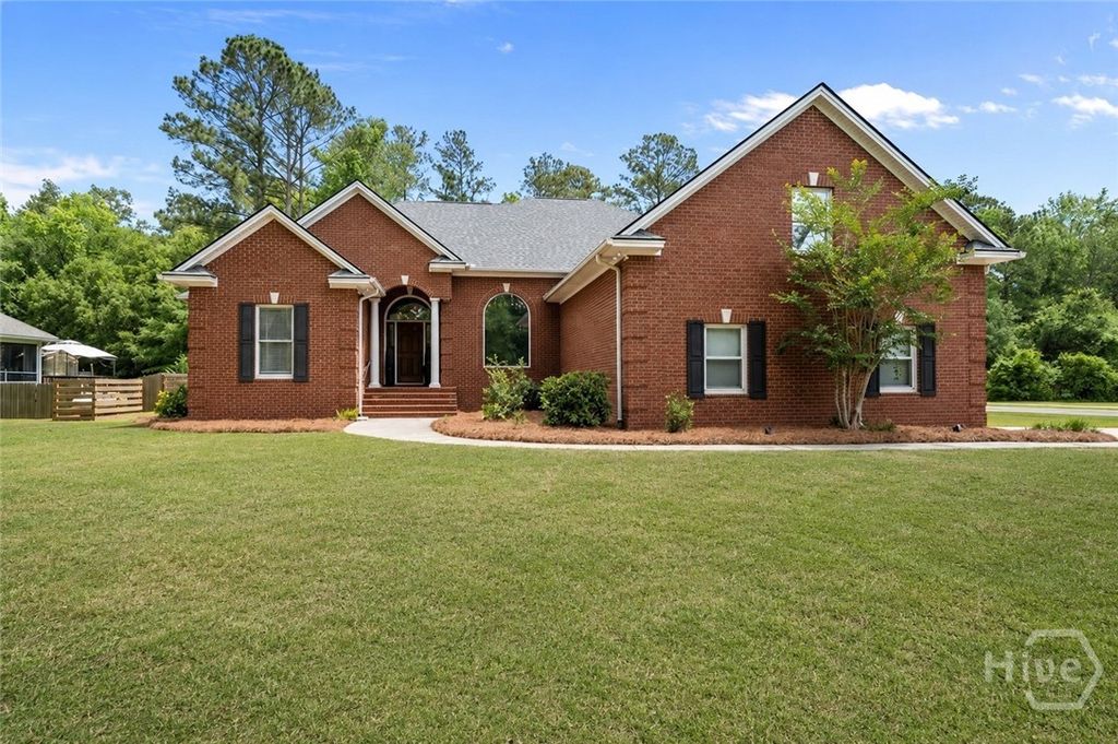 Photo of 572 Kelsall Drive, Richmond Hill, GA 31324 (MLS # SA355283)