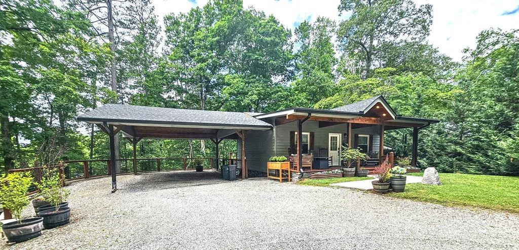 210 Hedden Road