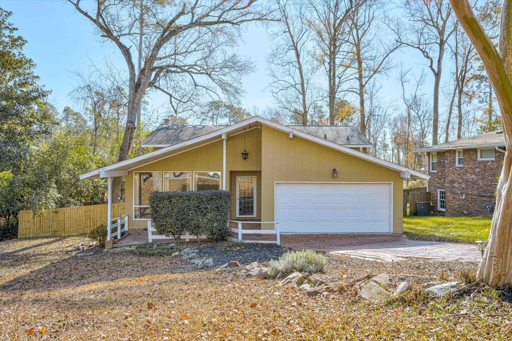 Photo of 715 Hammond Drive, North Augusta, SC 29841 (MLS # 550463)