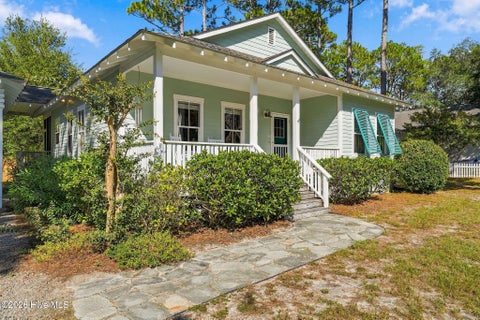 Photo of 214 E 11th Street, Southport, NC 28461 (MLS # 100605003)
