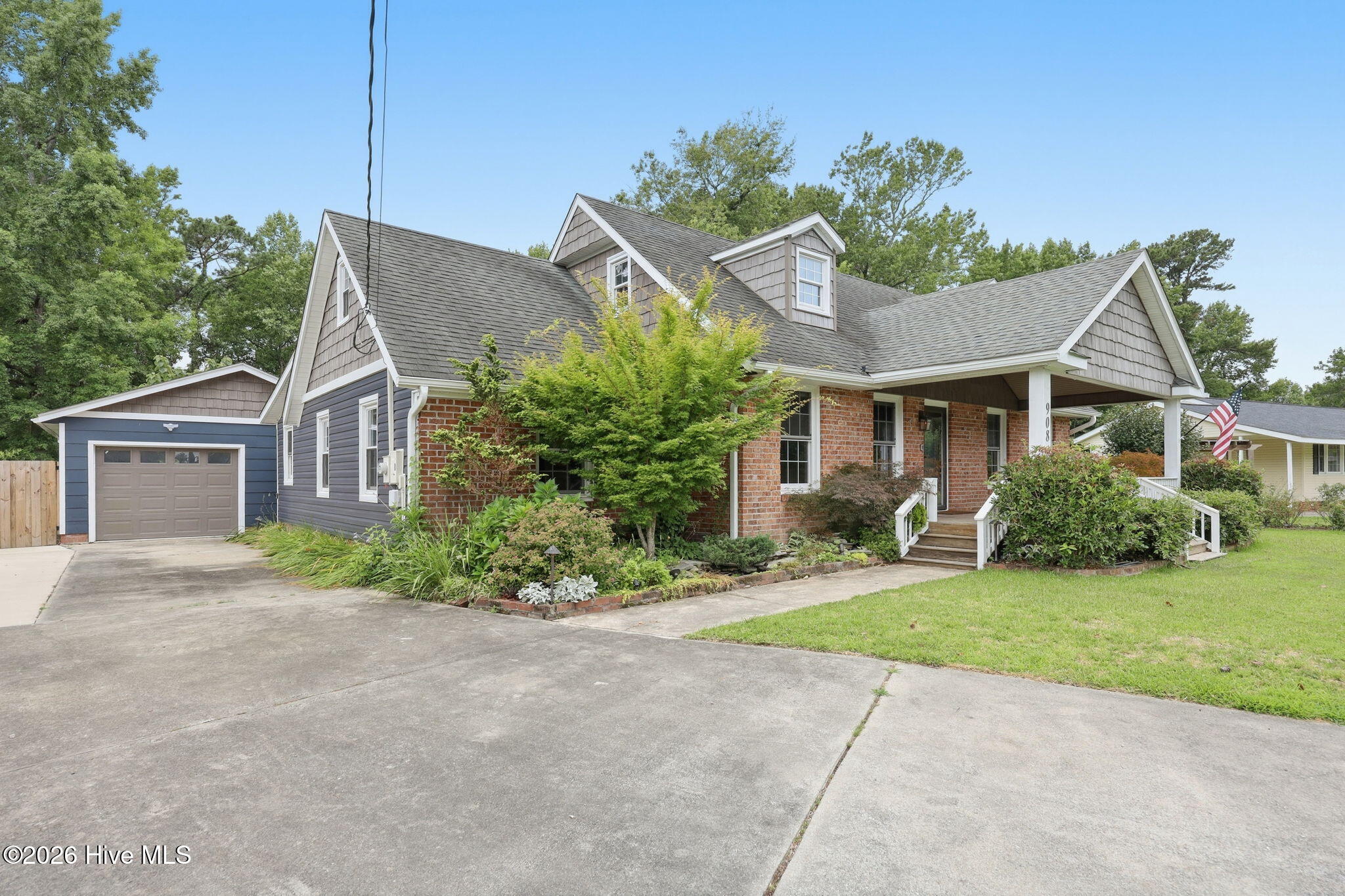 908 Daniel Drive