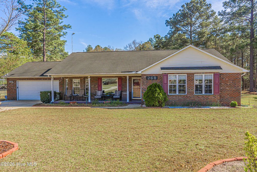Photo of 268 Pinehaven Drive, Raeford, NC 28376 (MLS # 100571195)