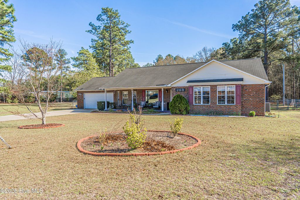Photo of 268 Pinehaven Drive, Raeford, NC 28376 (MLS # 100571195)
